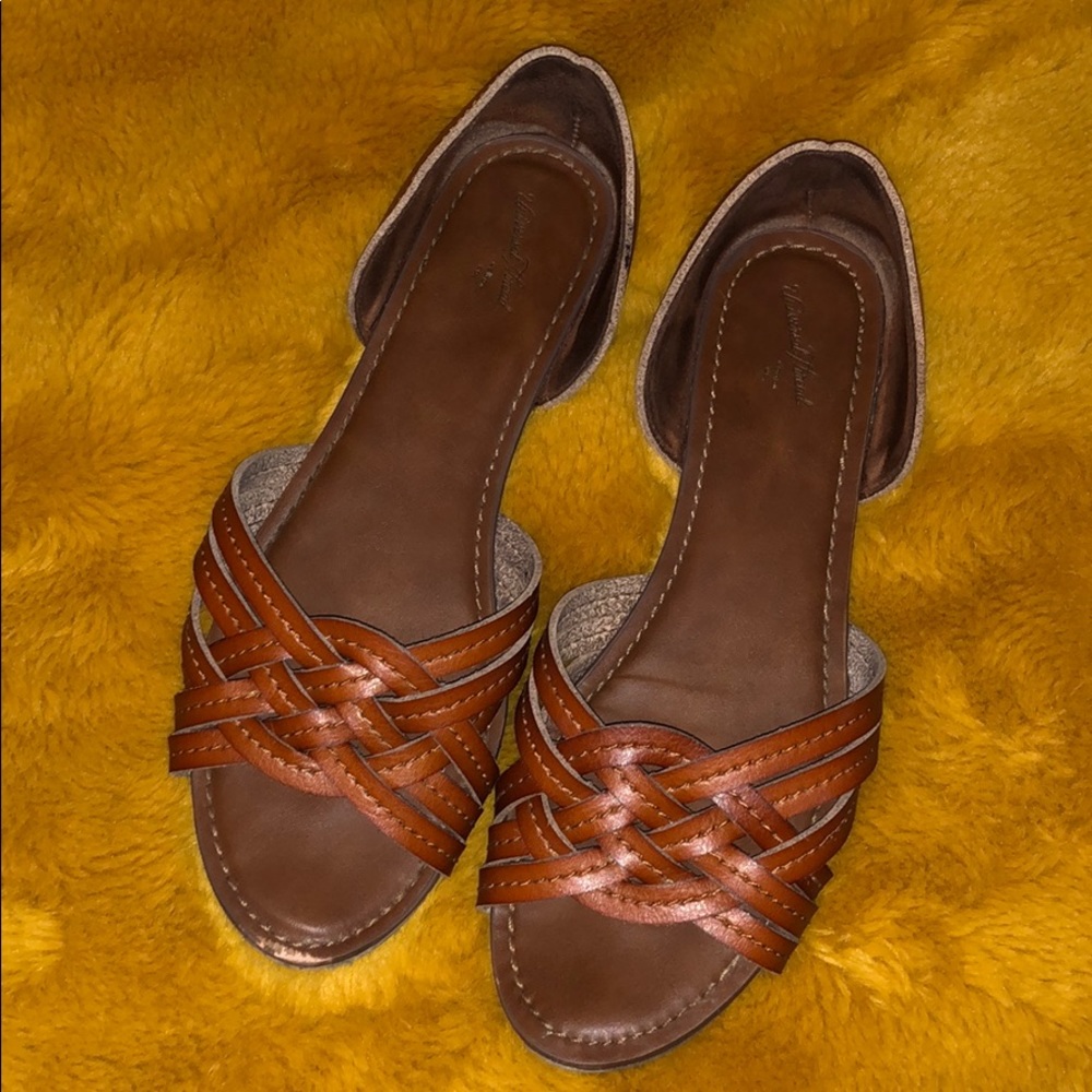 Universal Thread Old School Flats SZ 8